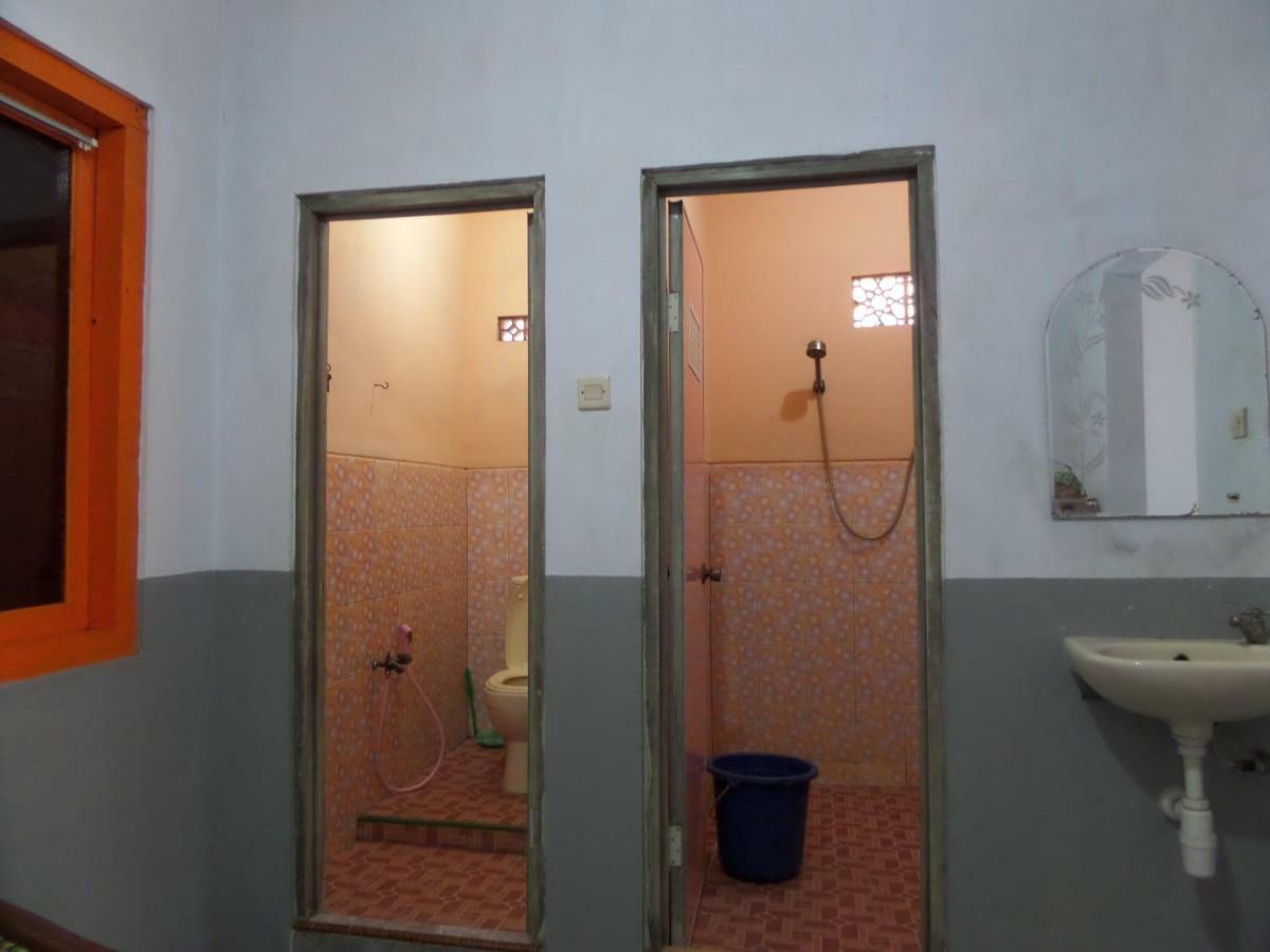 Tengger Indah Homestay ブロモ山 エクステリア 写真