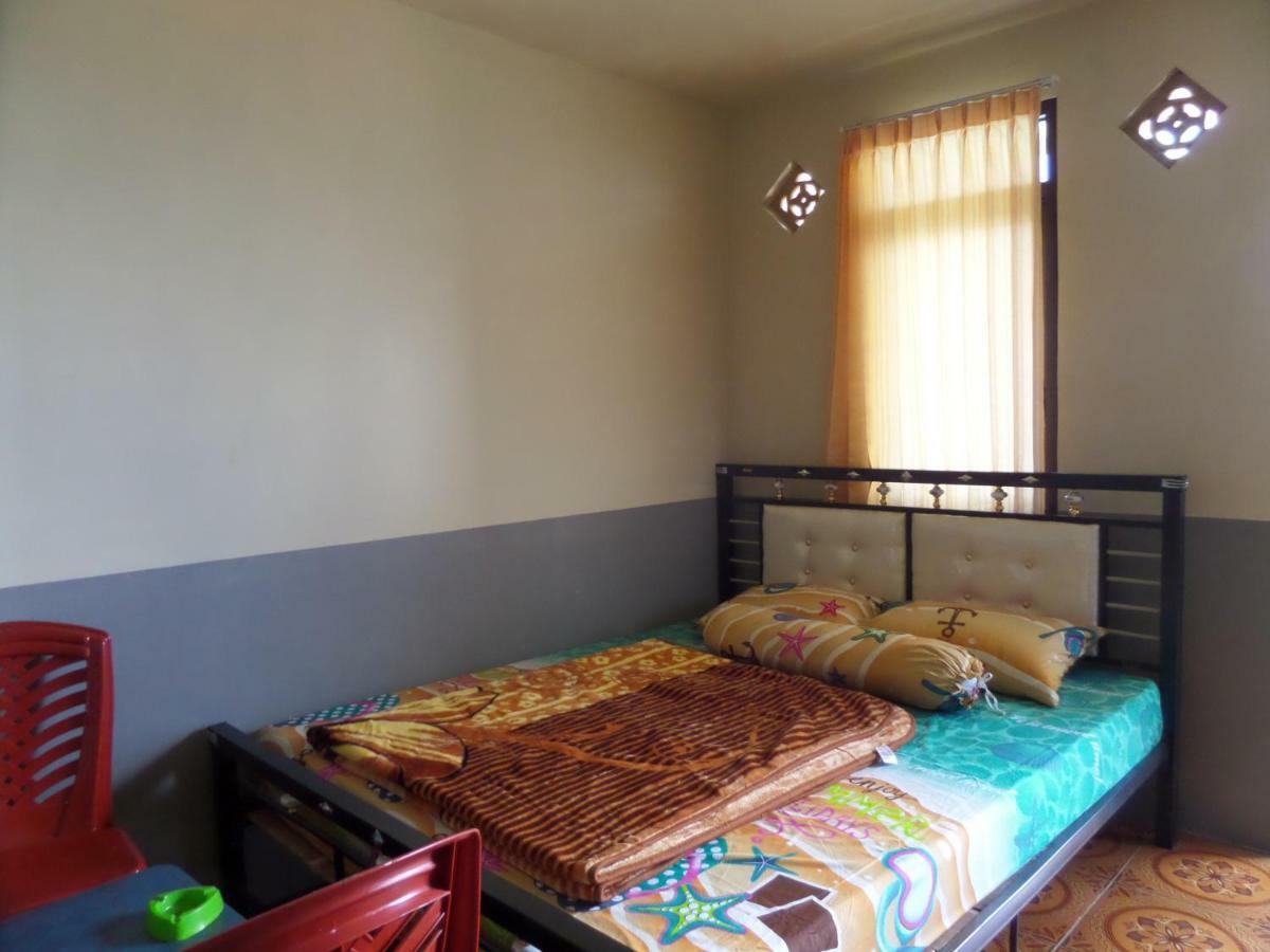 Tengger Indah Homestay ブロモ山 エクステリア 写真
